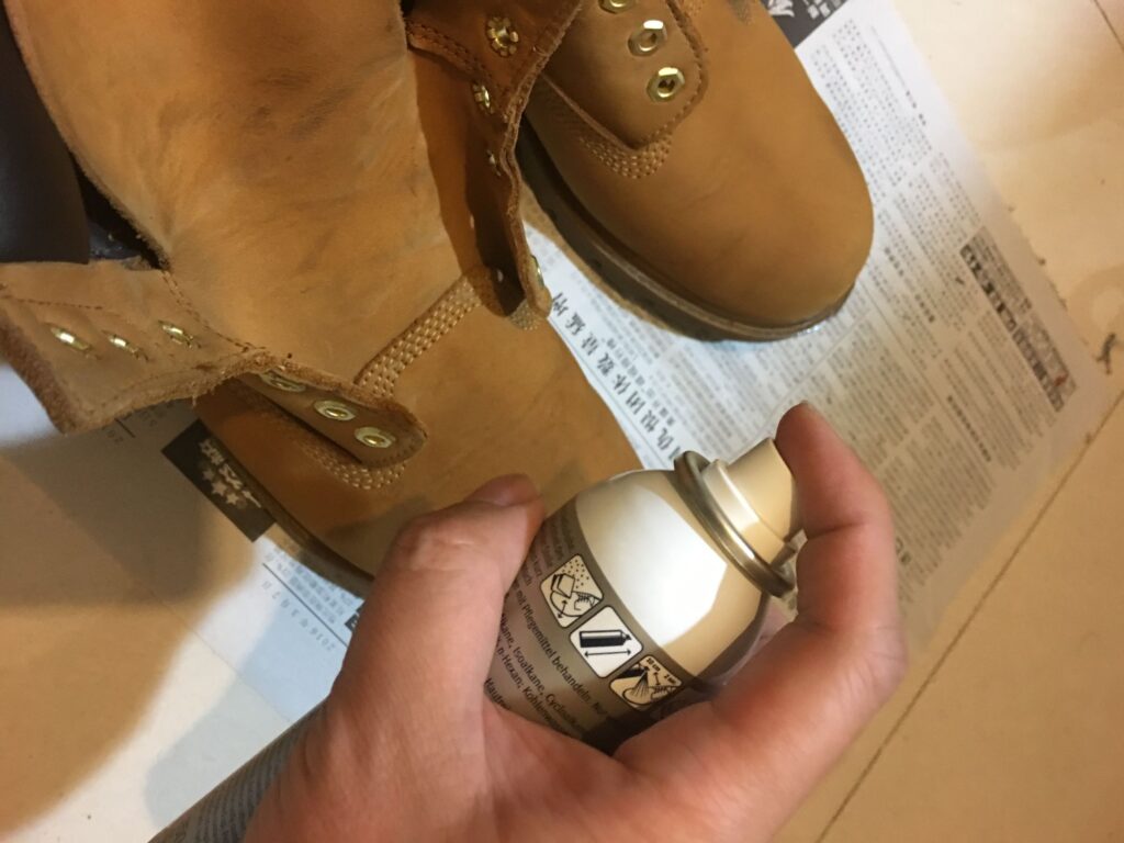 大黄靴能用水洗吗_雪地靴皮质运动鞋的清理方法