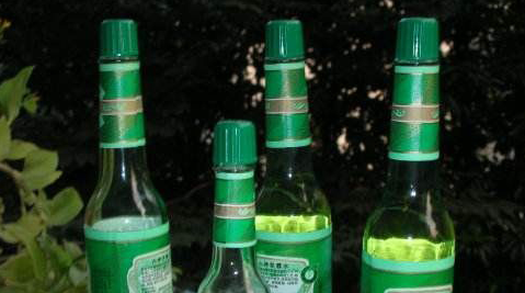 花露水里面有酒精,六神花露水成分有哪些图1