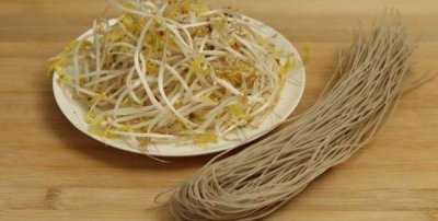 ​粉条怎么炒不粘在一起,炒粉条时 粉条不粘的方法