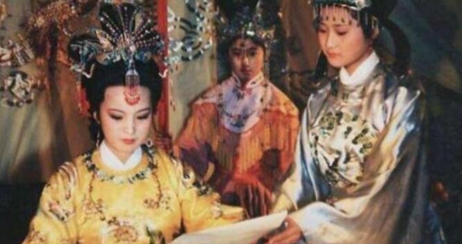贾元春为什么被处死，关于贾元春的判词该作何解释？