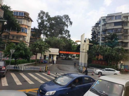 柳州地区师范高中部_柳州地区师范高中部学费-第1张图片-