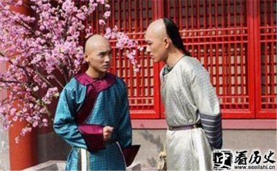 ​弘时和弘历之间的秘闻 甄嬛传弘历是个怎样的人
