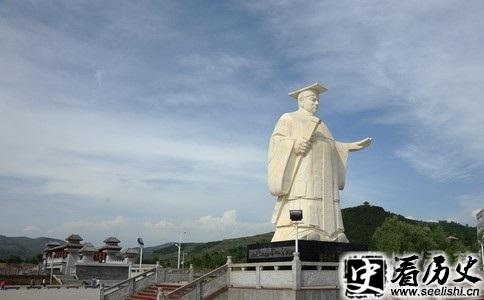 黄帝雕像