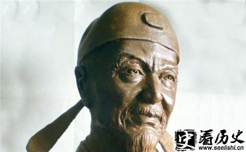 崔与之雕像