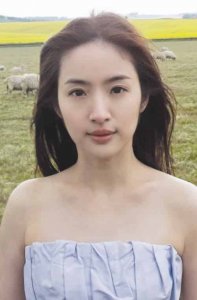 ​林依晨（中国台湾女演员、歌手）
