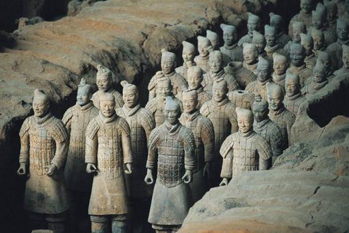 为什么看兵马俑一定要注意手机?掉下去会怎么样?