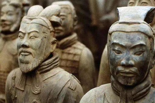 为什么看兵马俑一定要注意手机?掉下去会怎么样?
