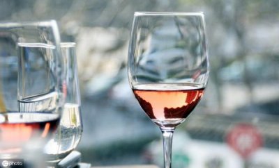 ​没有沉淀的红酒是假的吗？没有沉淀的红酒是假的吗能喝吗