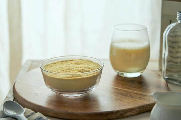 大豆蛋白粉和乳清蛋白粉的区别 大豆蛋白粉适合尿酸高的人吃吗