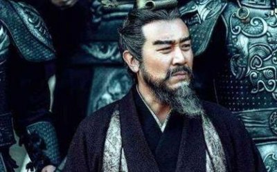 ​曹腾本来是一个宦官，为何死后被追为正统的皇帝呢？