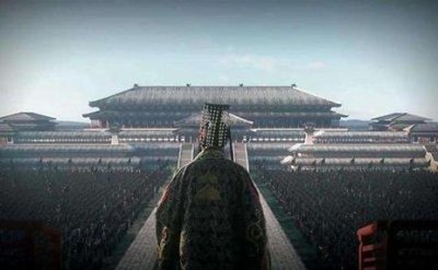 ​秦始皇嬴政的文化水平如何？他平时接受的是怎样的教育？
