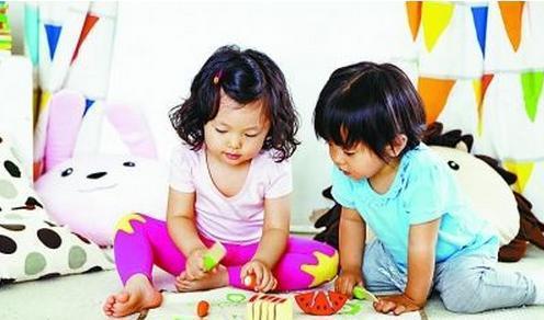 为什么小孩喜欢玩过家家？玩过家家对小孩子成长有什么好处