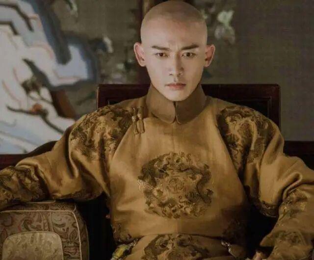 她31岁肤白貌美，成功追星的人生赢家，偶像变成了自己的老公