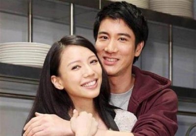 ​王力宏李靓蕾昔日恩爱之路回顾 婚礼现场撒糖无数