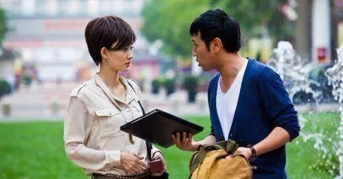 隐瞒多年，49岁于和伟老婆曝光，结婚多年成模范夫妻