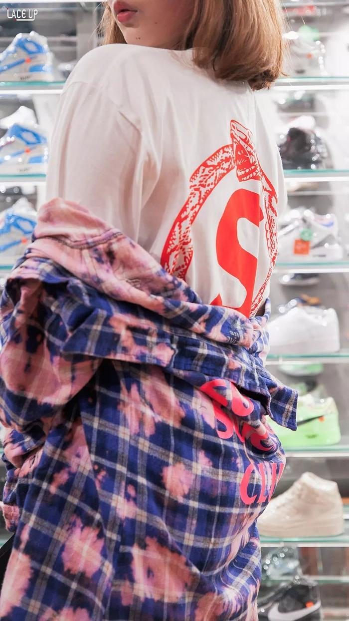 这家店的鞋比你手机APP里的更狠！SoleStage北京探店