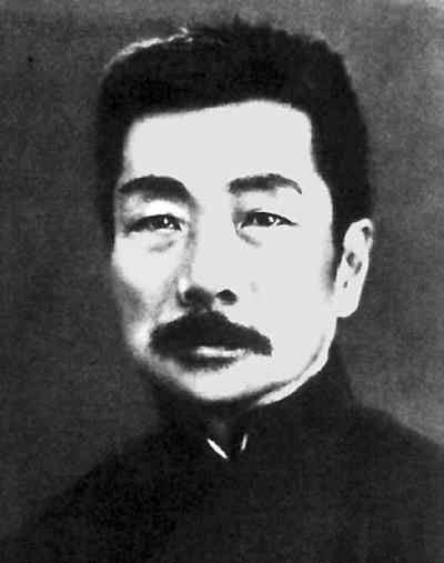 鲁迅独子周海婴一生酷爱摄影，其中一幅作品网友评论：这是穿越了
