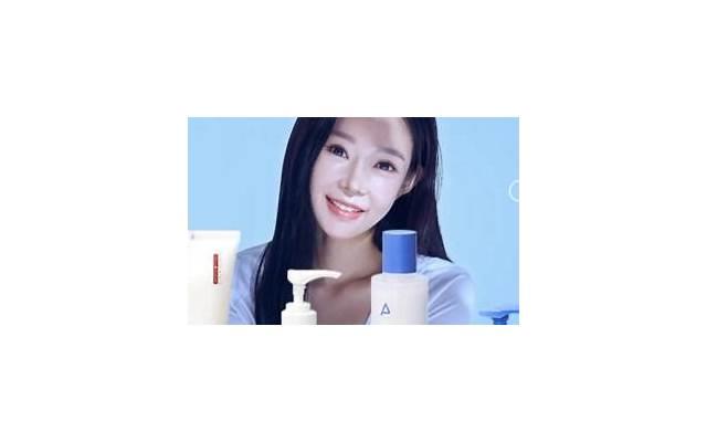 前妻嫁我哥们邀我参加婚礼，纠结去不去？