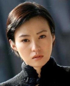 ​《小巷人家》热播 李光洁演绎理想丈夫形象与人生逆袭故事