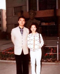 ​王玉雯恋情疑曝光，现任男友身份成谜，网友猜测纷纷