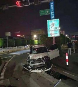 ​香港女星江若琳遭遇交通事故 现已脱离危险