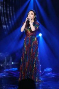 ​1995年后的新生代歌手张静怡展现多才多艺