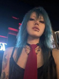​jfla：从低调到爆红的侧脸杀，韩国歌手的音乐之旅