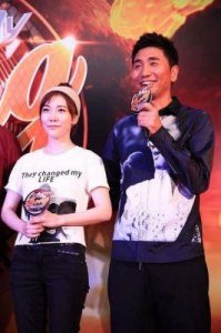 ​34岁童颜美女曾昭玮首次登台《中国好歌曲》，凭《迷路了问问道》获认可