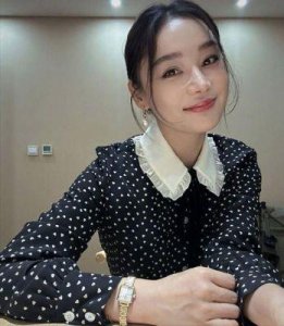 ​袁姗姗与陈晓曾有过一段恋情，但最终还是走到了分手的境地那么，他们为何会走