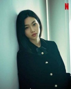 ​《鱿鱼游戏》女主角郑浩妍爆红，你还不了解她吗？