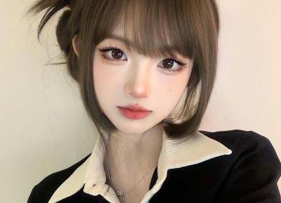 ​女生的这些行为，就是在向你索吻！