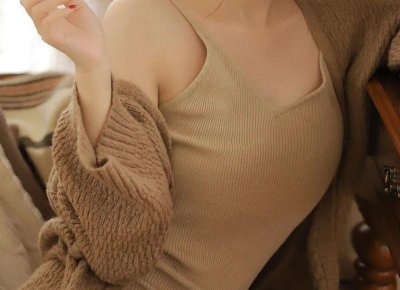 ​何穗多大了，你知道高圆圆、林志玲、何穗今年多大了吗