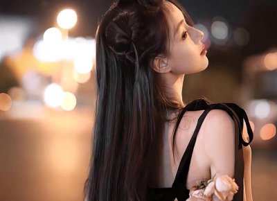 ​女生拒绝了我但还回复我消息是什么意思？