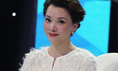 ​董卿结了两次婚吗吗，董卿结婚几次了