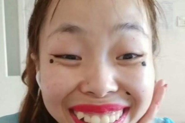 嘟嘟姐怎么消失了 卖丑最终还是会被举报封杀