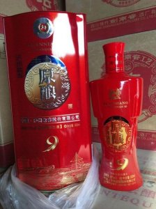 ​卢洲老窖原酿天典铁盒 卢洲老窖老酒