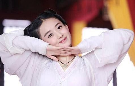 赵丽颖，卓伟对她的点评：英雄不问出处！