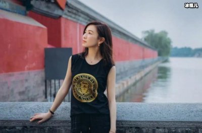 ​佘诗曼辱华事件全过程照片，对辱华的人无法原谅！