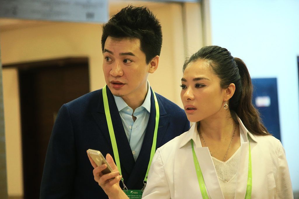 刘璇36岁嫁穷小伙(体操皇后刘璇婚后怎样)