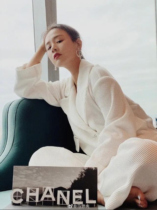 马思纯说不是相爱就能在一起（恋爱义无反顾的马思纯）(35)