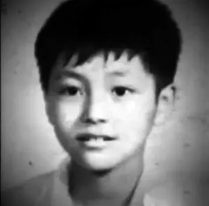 陈坤和谁生的陈尊佑（陈坤儿子陈尊佑的身世之谜）