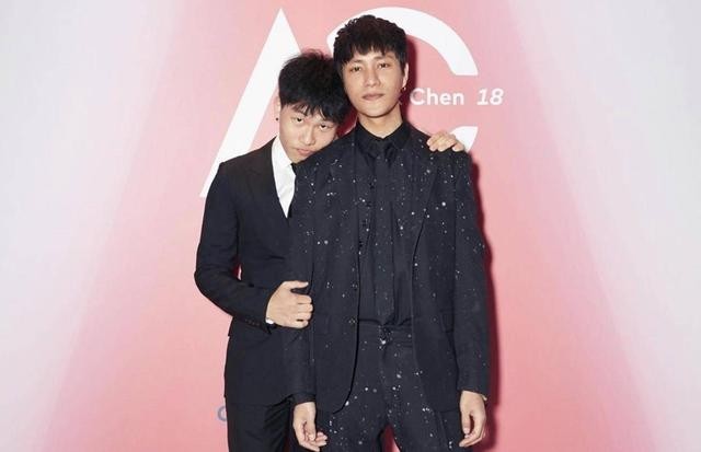 陈坤和谁生的陈尊佑（陈坤儿子陈尊佑的身世之谜）