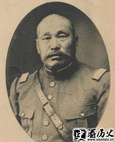 汤玉麟照片