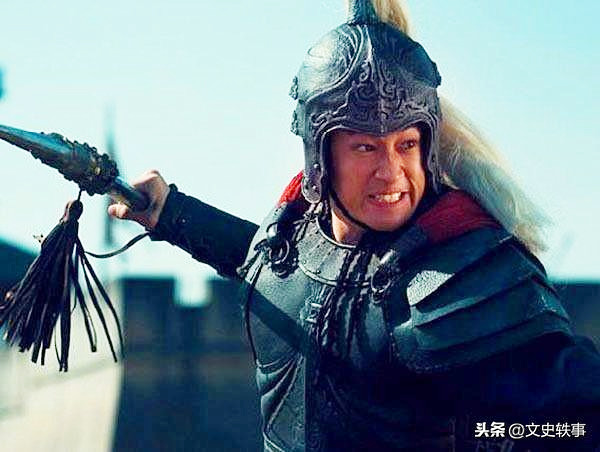 吕布用的不是你想象中的方天画戟，他的武器有2样