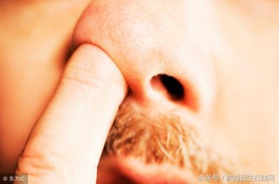 ​鼻屎带血的几种原因（鼻屎中带血是怎么了）
