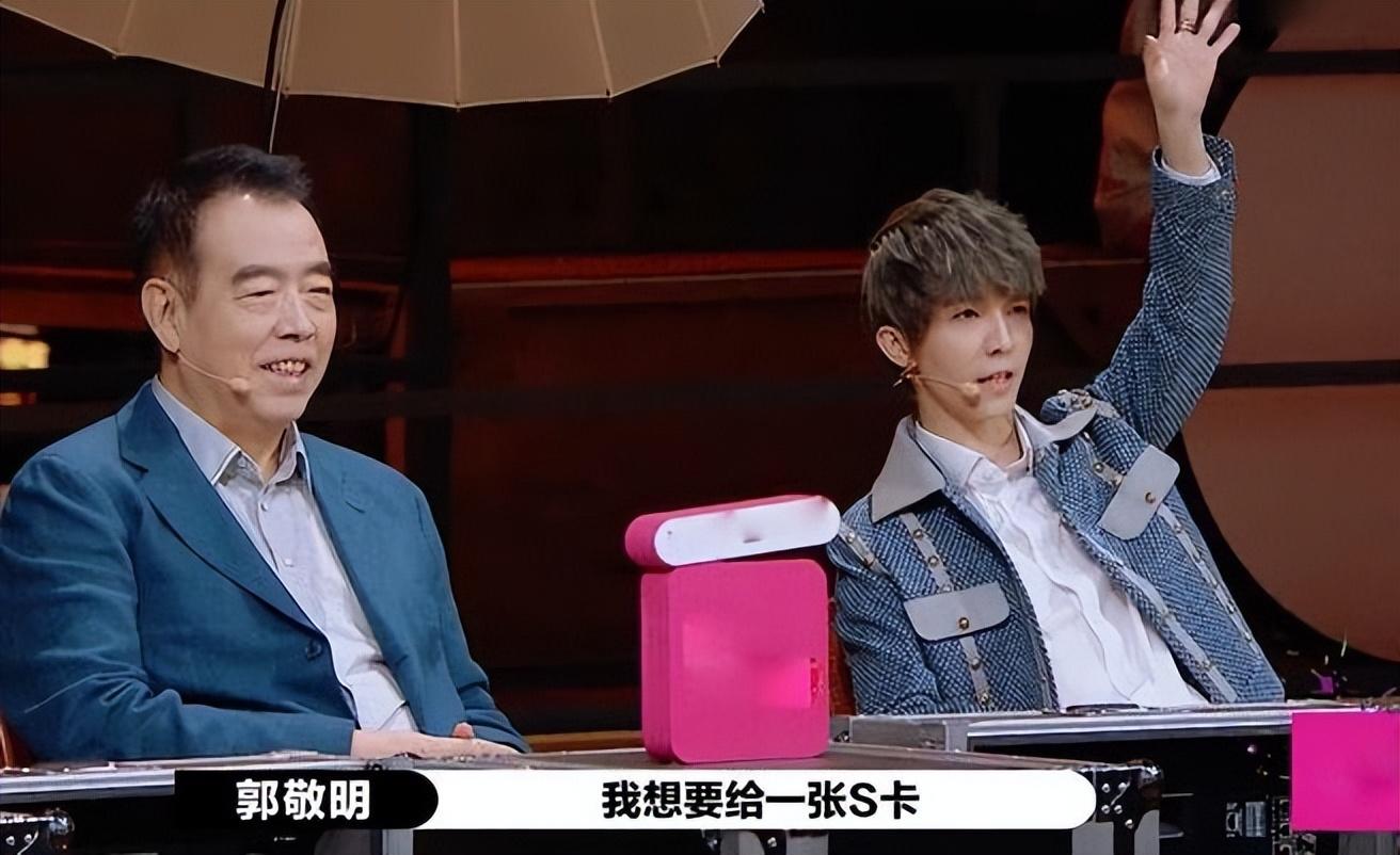辣目洋子个人资料简介及家世（辣目洋子：被尔冬升预言拿影后，登纽约时装周，却成女性公敌？）