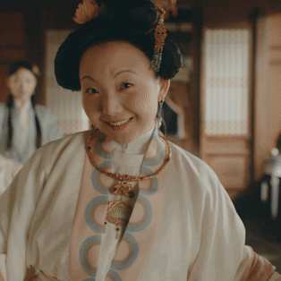 辣目洋子个人资料简介及家世（辣目洋子：被尔冬升预言拿影后，登纽约时装周，却成女性公敌？）