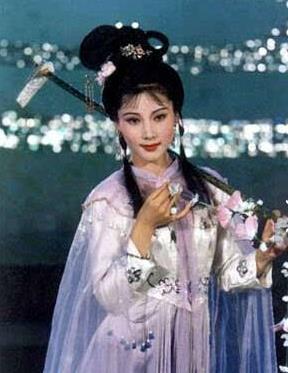 丹尼斯理查兹个人资料简介 老公是谁