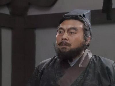 ​历史人物张飞的简介（三国演义里张飞的简介和介绍）