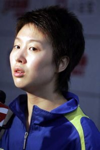 ​马琳老婆，牛莉老公刘亚东照片